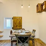 Le Boudoir De Thais La Rochelle (Charente-Maritime)