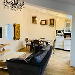 Apartment Le Boudoir De Thais La Rochelle (Charente-Maritime)