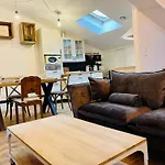 Le Boudoir De Thais * La Rochelle (Charente-Maritime)