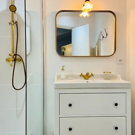 Le Boudoir De Thais Apartment