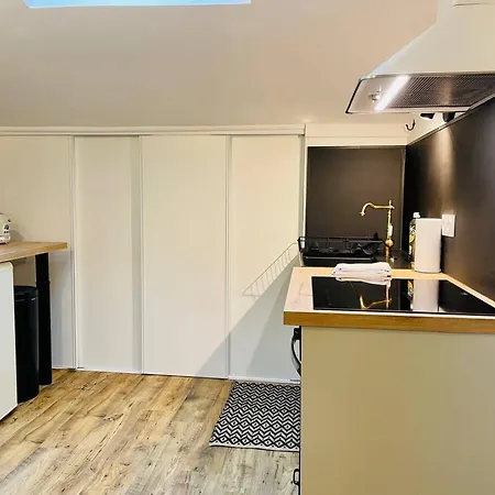 Le Boudoir De Thais Apartment