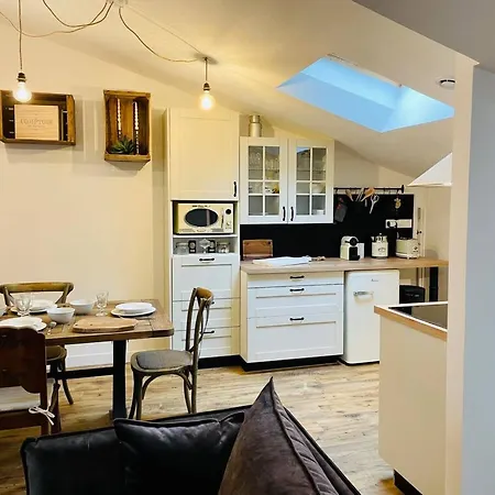 Le Boudoir De Thais * La Rochelle (Charente-Maritime)