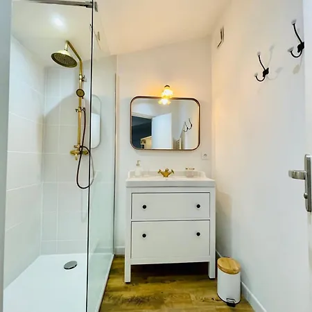 Le Boudoir De Thais Apartment