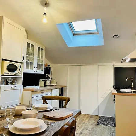 Le Boudoir De Thais La Rochelle (Charente-Maritime)